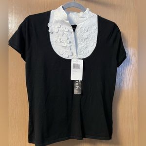 August Silk black and white w flower detail size L top